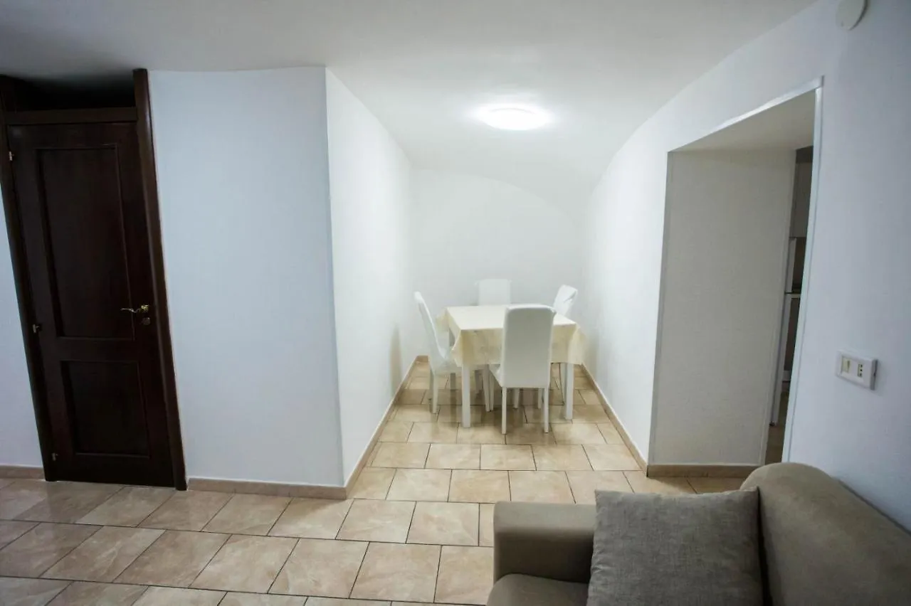 Domus Dei Gemelli Apartment Naples