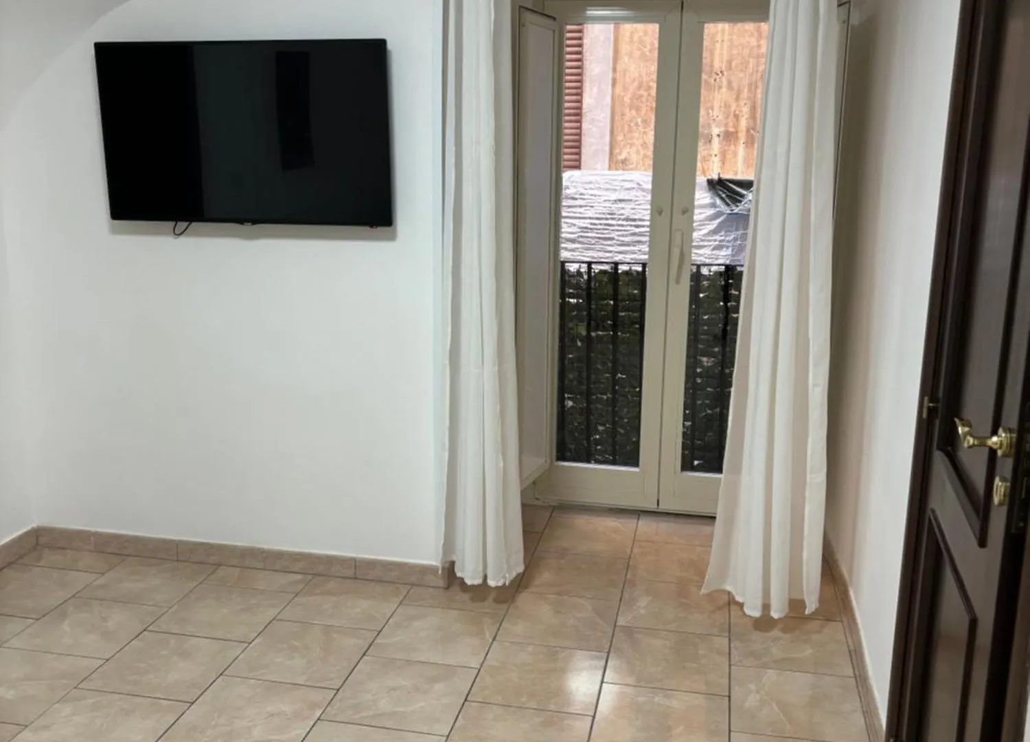 Domus Dei Gemelli Apartment Naples 0*,  Italy